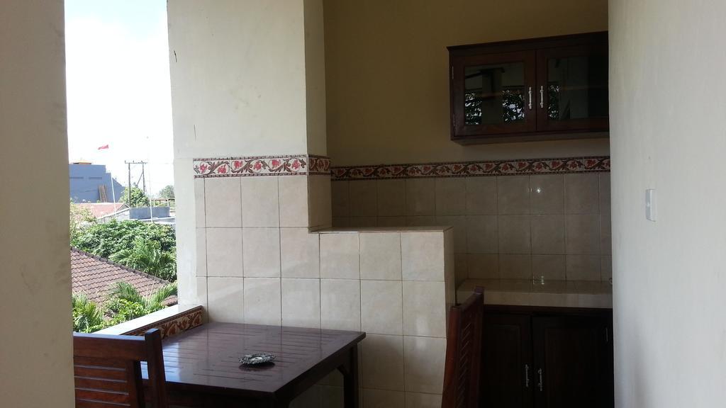 Dstay Kost Bali Jimbaran Quarto foto
